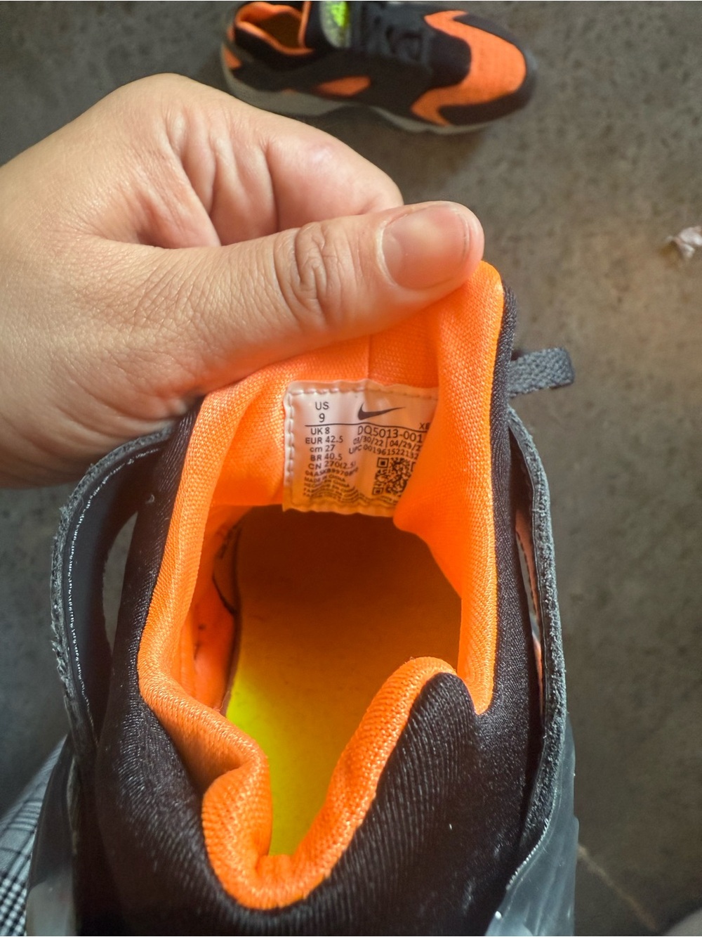 Nike Air Huarache Sneakers Shoes Men's Size 9 Orange Woven - Picture 3 of 3